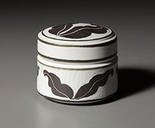 Leaf Box by Chapel Hill, NC-based potter, Deborah Harris