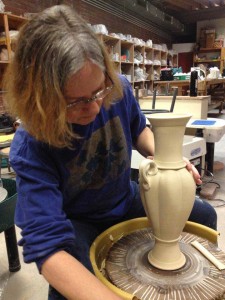 6-Deb-Harris-Pottery-Making-Process-at-Claymakers